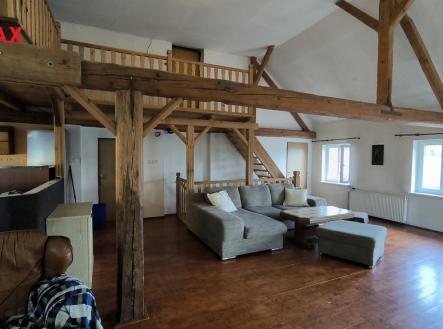 img-20250821-164720.jpg | Prodej - dům/vila, 195 m²