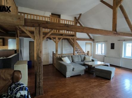 img-20250821-164720.jpg | Prodej - dům/vila, 195 m²