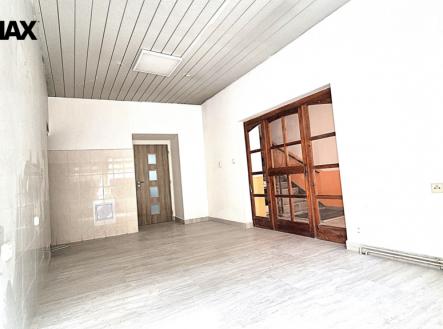 firefly-20251003193805.png | Pronájem - obchodní prostor, 70 m²