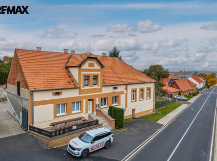 dji-20251016140317-0021-d.jpg | Prodej - kanceláře, 670 m²