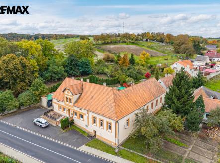 dji-20251016140337-0023-d.jpg | Prodej - dům/vila, 670 m²