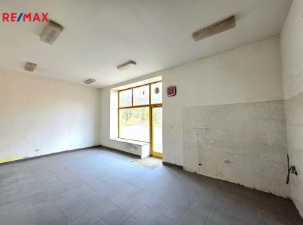 20251002-122012-1.jpg | Pronájem - obchodní prostor, 47 m²