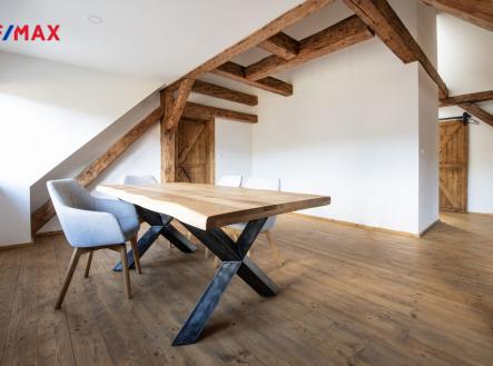 m-s-hauj-424-39.jpg | Pronájem bytu, 3+kk, 94 m²