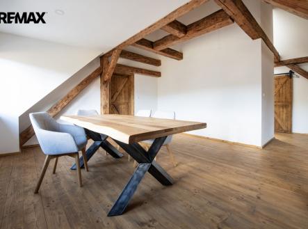 m-s-hauj-424-39.jpg | Pronájem bytu, 3+kk, 94 m²