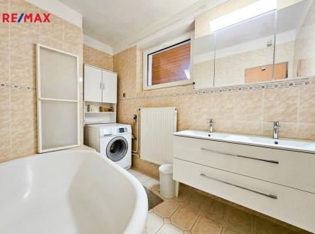 20251204-112519-1.jpg | Pronájem - dům/vila, 106 m²