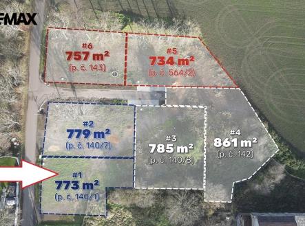 koporec-c1-pozemek-140-1-sipka.jpg | Prodej - pozemek pro bydlení, 773 m²
