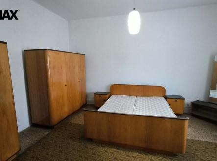 kryry-403-pokoj2.jpeg | Prodej - dům/vila, 117 m²