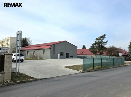 20260308-141201.jpg | Pronájem - obchodní prostor, 307 m²