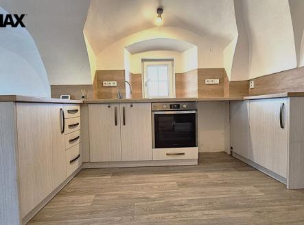 20260313-135051-0.jpg | Pronájem bytu, 4+kk, 80 m²