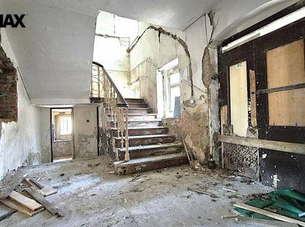 20260322-102809-0.jpg | Prodej - dům/vila, 300 m²