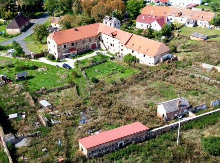 dji-fly-20250911-131352-5-1757589598500-orez.jpg | Prodej - zemědělský objekt, 14 444 m²
