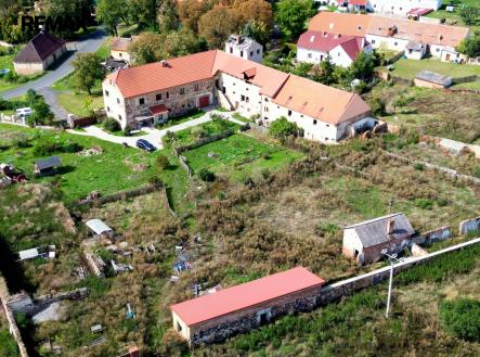 dji-fly-20250911-131352-5-1757589598500-orez.jpg | Prodej - zemědělský objekt, 14 444 m²