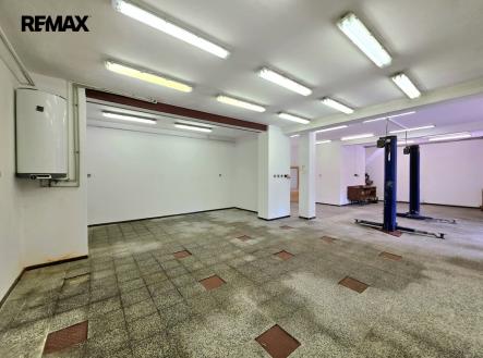 20260403-101542-1.jpg | Prodej - dům/vila, 302 m²