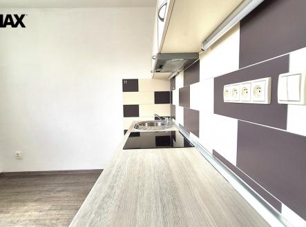 20250730-165436.jpg | Pronájem bytu, 2+kk, 40 m²