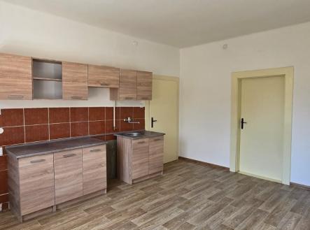 kuchyně | Pronájem bytu, 2+1, 63 m²
