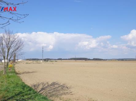 Prodej - pozemek pro bydlení, 4 689 m² obrázek