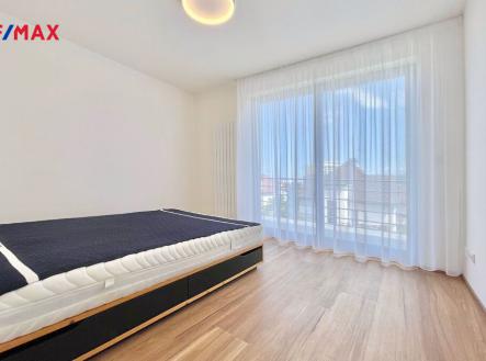 Ložnice | Pronájem bytu, 4+kk, 77 m²