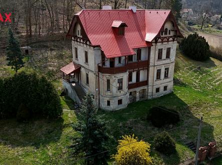 Prodej - dům/vila, 960 m²