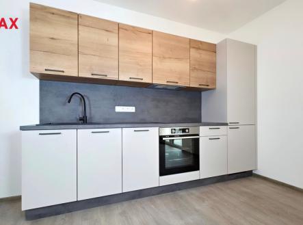 20250401-105914-1.jpg | Pronájem bytu, 2+kk, 51 m²