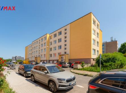 Pohled na dům | Prodej bytu, 3+1, 97 m²