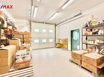 img-6169.jpg | Prodej - obchodní prostor, 1 450 m²