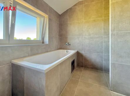 Koupelna | Prodej - dům/vila, 104 m²