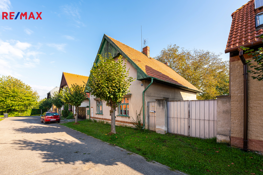 Pohled na dům s ulice