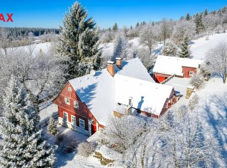 change-weather-to-winter-sunny-day-and-lot-of-sno-2.jpg | Prodej - chata/rekreační objekt, 383 m²