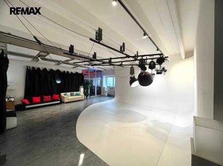 1.jpeg | Pronájem - jiné, 150 m²