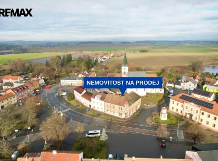 dum01.jpg | Prodej - dům/vila, 500 m²