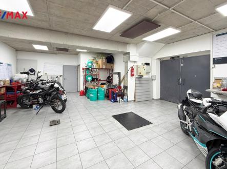 img-2753.jpg | Pronájem - obchodní prostor, 344 m²