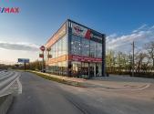 Pronájem - obchodní prostor, 1 350 m²
