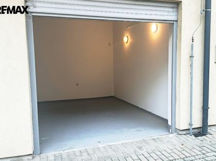 2.jpg | Prodej - malý objekt/garáž