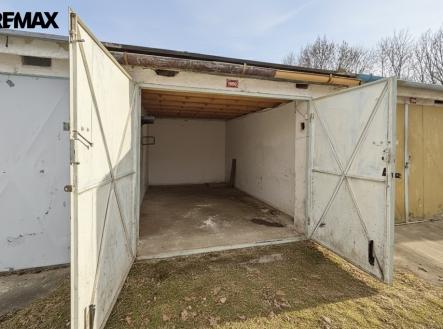 gemini-generated-image-glz14vglz14vglz1.jpg | Prodej - malý objekt/garáž