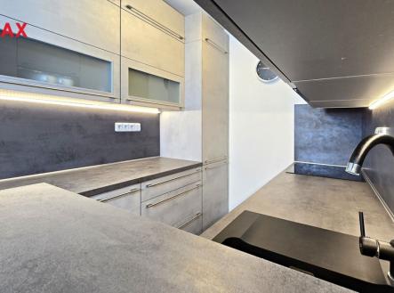 02.jpg | Pronájem bytu, 2+kk, 54 m²