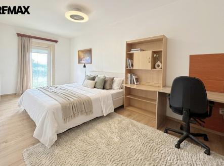 001.jpg | Prodej - dům/vila, 300 m²