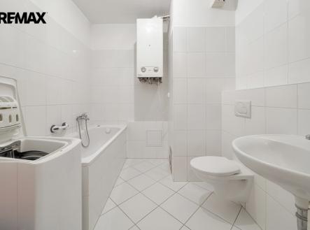 gemini-generated-image-jmld3njmld3njmld.jpg | Prodej bytu, 1+kk, 50 m²