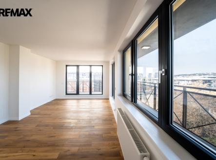 the-triangle-43-1.jpg | Prodej bytu, 3+kk, 80 m²