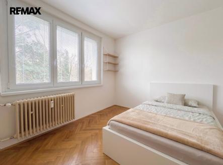 gemini-generated-image-uzuweyuzuweyuzuw.jpg | Prodej bytu, 3+1, 73 m²