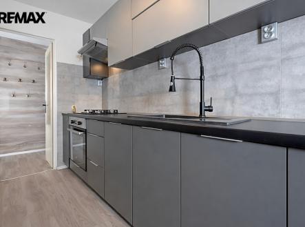 02-2.jpg | Prodej bytu, 3+1, 82 m²