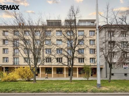 Dům z Průběžné ulice | Prodej bytu, 3+kk, 75 m²