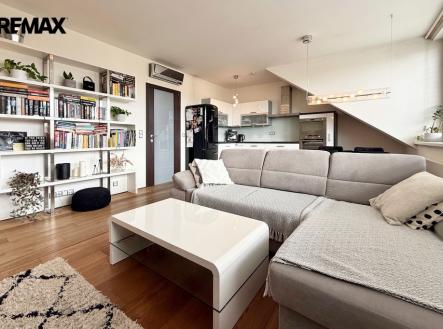 Obývací pokoj s kuchyní | Prodej bytu, 3+kk, 75 m²