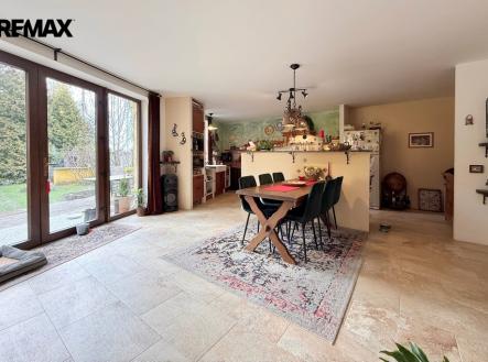 jidelni-kout-a-vyhled.jpg | Prodej - dům/vila, 190 m²