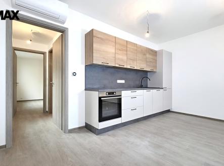 20250401-102455-1.jpg | Pronájem bytu, 2+kk, 62 m²