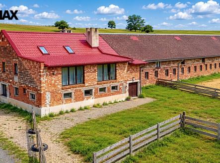 pohled-5.jpg | Prodej - zemědělský objekt, 3 192 m²