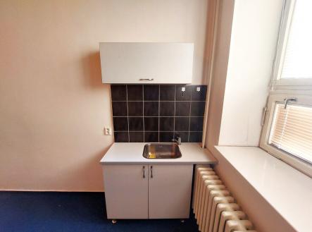 Pronájem - kanceláře, 23 m²