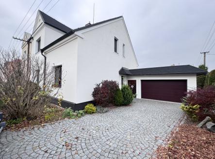 foto: 1 | Pronájem - dům/vila, 180 m²