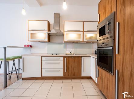 foto: 1 | Pronájem bytu, 1+kk, 39 m²