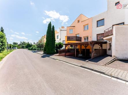 foto: 3 | Prodej - dům/vila, 406 m²