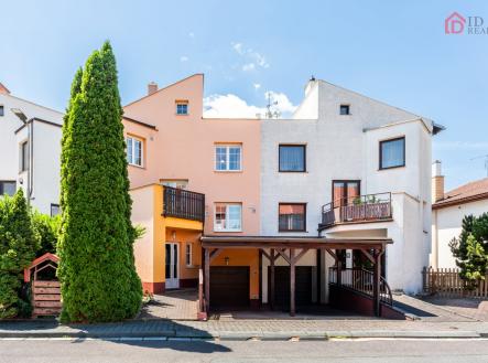 foto: 4 | Prodej - dům/vila, 406 m²